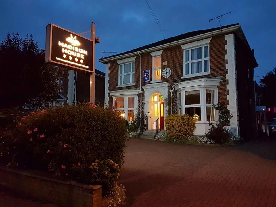 Bed and Breakfast Madison House Southampton Exteriér fotografie
